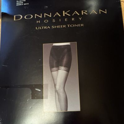 Donna Karan Ultra Sheer Toner Pantyhose DK Nude Tall NWT