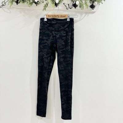 Spanx Black Shiny Camo Printed Small Leggings Slimming
