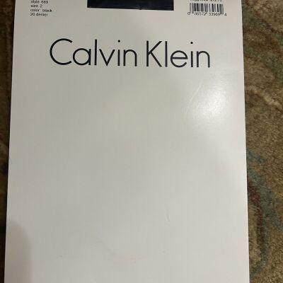 Black Calvin Klein Silken Sheer Control Top Panty Hose Sz 2 Style 669 Stockings