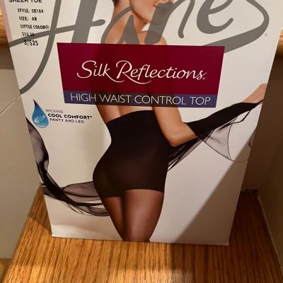 Hanes Silk Reflec Hi W Control-Top Sheer Pantyhose 08184 Sz CD Little Color