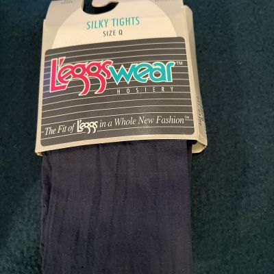 LEGGS WEAR HOSIERY SILKY OPAQUE TIGHTS, NAVY Size Q **NEW**