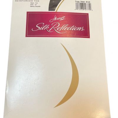 Hanes Silk Reflections EF Pantyhose Reinforced Toe Control Top Barely Black 718