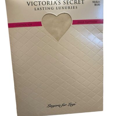 Victorias Secret Glamour Sheers Stockings Size Medium Cream Silky Sheer 90s NWT