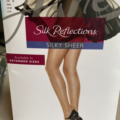 Hanes Pantyhose Silk Reflections PEARL White Ivory Control Top Sheer Toe Size AB