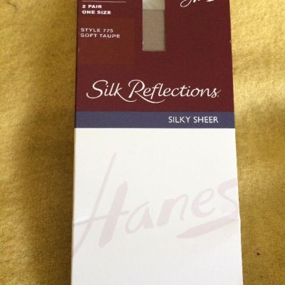 Hanes silk reflections knee highs Soft Taupe One Size T4