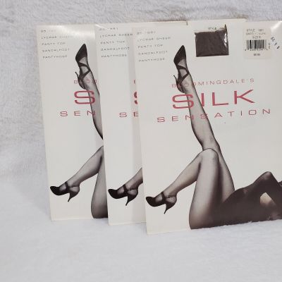 Lot of 3 Bloomingdales Silk Sensation Pantyhose Women's B Sheer Sandalfoot Top