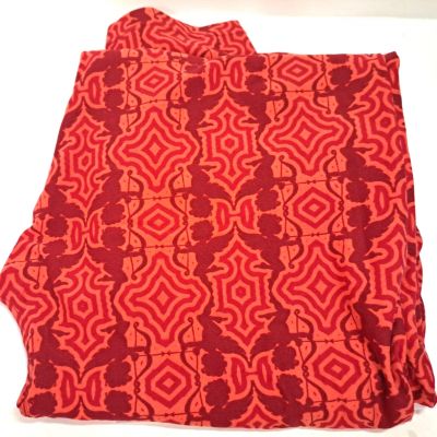 Lularoe Tall & Curvy Leggings 3 shades of red abstract batik style print