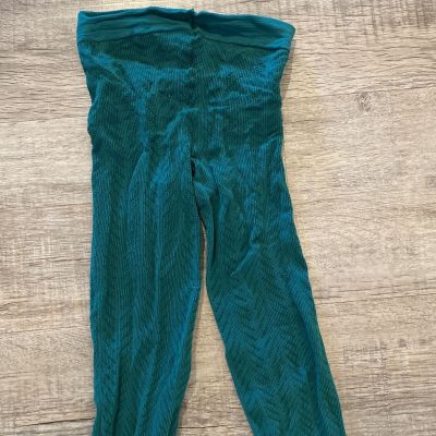 XHILARATION GREEN KNIT FOOTLESS TIGHTS SIZE SMALL