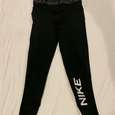 Nike Pro Dri-FIT Tight Fit Athletic Women's Leggings Sz S Cropped Logo Accent