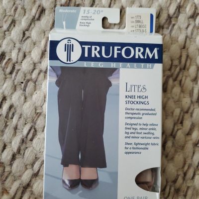 Truform 1773 Lites Lt Beige Knee High Socks 15-20 Mmhg Compression Support Small