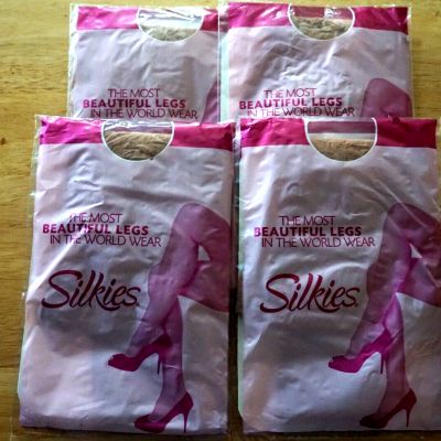 SILKIES ULTRA 4 PAIR SOFT DIMENSIONS CONTROL TOP NUDE PANTYHOSE/SIZE MEDIUM/NEW