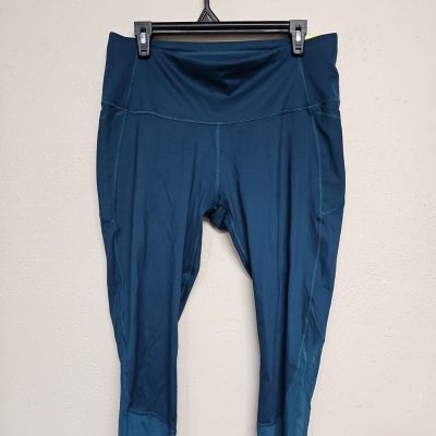 NWT ALL IN MOTION Women's Plus Leggings Active Mid-Rise Green Color.Size XXL