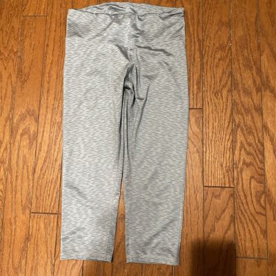Champion Size Medium Crop Capri Length  Leggings Workout