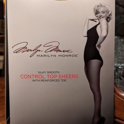 Marilyn Monroe 20 Denier Silky Smooth Control Top  Sheers Pantyhose In Nude  D