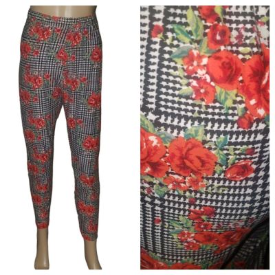 Chances R 1x houndstooth plaid climbing bright red roses Leggings
