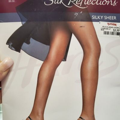 HANES Silk Reflection Silky Sheer Control Top Pantyhose Plus Sz EF BARELY BLACK