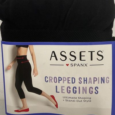 ??Assets By Spanx Love Black Cropped Shaping Leggings Style SH2015 (Large)