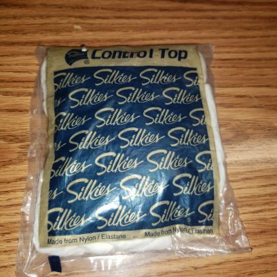 Silkies Control Top Made In Usa Nylon Elasthan Queen White