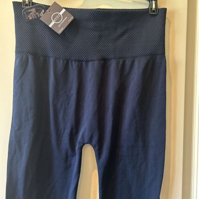 Etitu Women’s Plus Size Legging S New With Tags Navy Blue