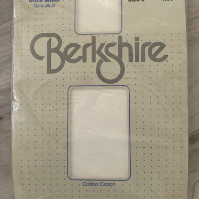 Berkshire Women's Ultra Sheer Control Top Pantyhose 4415 White Sz 3 Vtg 1985