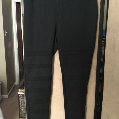 Forever 21 Women’s  Black Leggings  with sheer details panels size XL pre-owned
