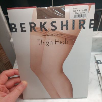 Berkshire Sheer Leg Thigh High Invisible Toe Stockings Stone Sz A B 1590