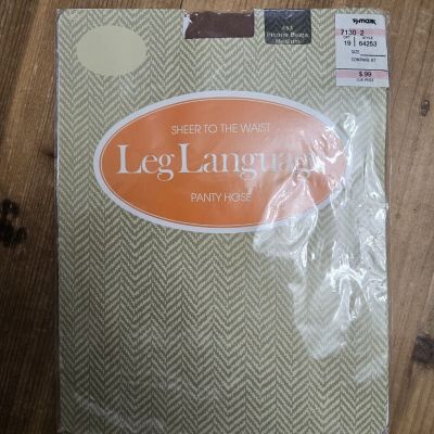 Leg Language Sheer to Waist Pantyhose Hosiery Nylons Picone Beige Medium