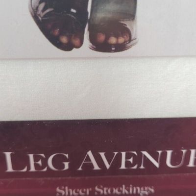 Leg Avenue 1001 White Sheer Stockings Thigh Highs One Size 90-160lbs New