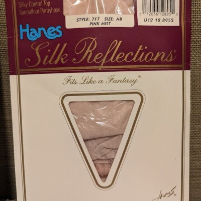 Hanes 717 Silk Reflections Silky Panty Hose Ctrl Top Sandal Ft Pink Mist Sz AB