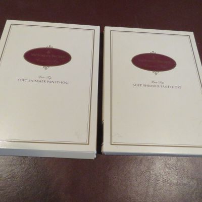 Victoria's Secret Lingerie for Legs  (2)Lace Top Soft Shimmer Pantyhose Cream M