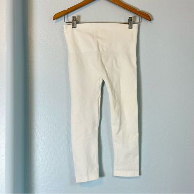 Soma Slimming Denim Look Crop Leggings Bright White Size Large New with Tags