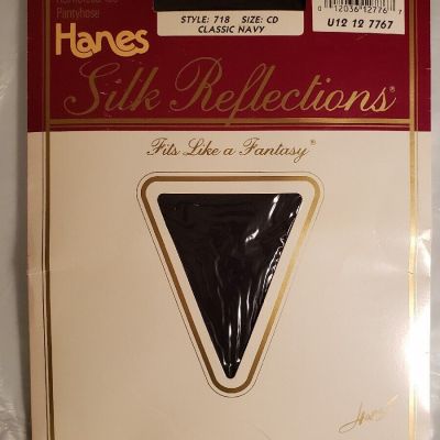 Hanes Silk Reflections Control Top Pantyhose NIP Classic Navy Size CD Style 718