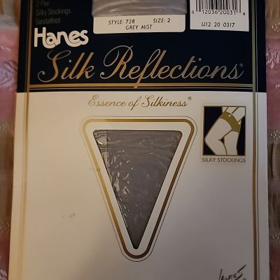 Hanes Silk Reflections Silky Stockings 728 Sandalfoot Grey Mist Size 2