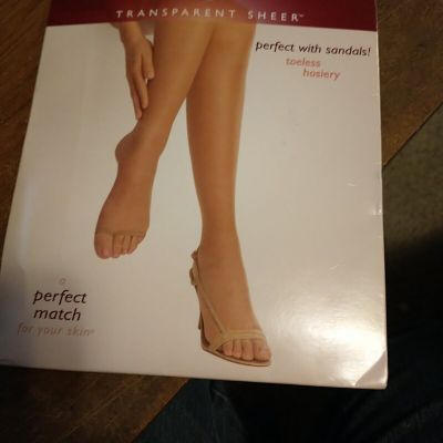 Hanes Silk Reflections Toeless Breathable Control Top Pantyhose Size EF Light