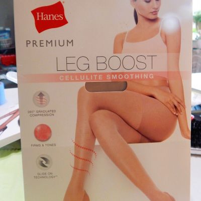 Hanes Premium Leg Boost Pantyhose