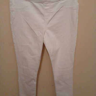 $49 NWT! Style&Co white mid-rise stretch pull on Jeggings Jeans Pants Women's Sm