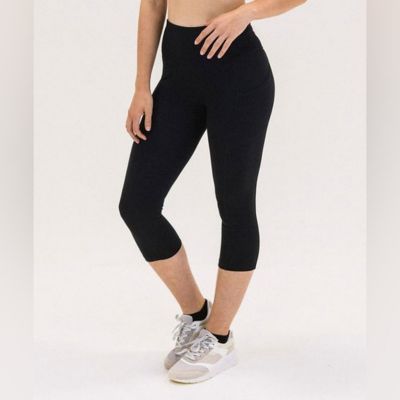 Spalding Leggings Womens Small Black Capri Stretch Activewear Workout Athletic