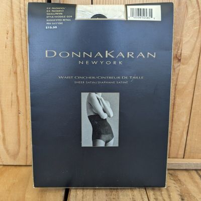 DKNY Donna Karan VTG 1996 Waist Cincher Style G39 D.K. Palomino (Ivory) Size S