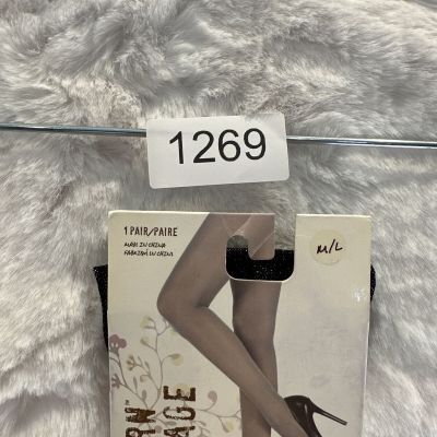 Modern Heritage Fashion Tights, Size M/L Color Black , New with Tags