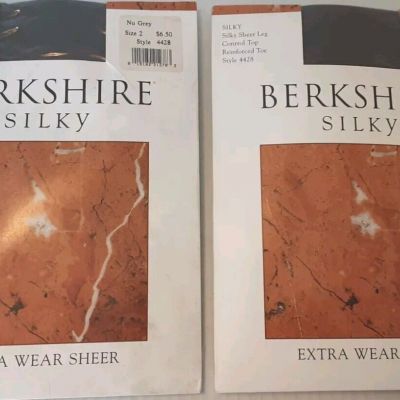 2 Berkshire Silky Sheer Control Top Pantyhose Reinforced Toe 4428 Grey sz 2