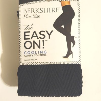 Berkshire Plus Size The Easy On! Comfy Control Textured Chevron Tights, SZ 3X/4X