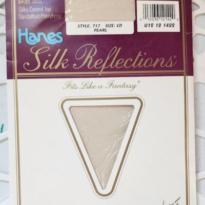Vintage Panty Hose Size CD Hanes Silk Reflection Control Reinforced Toe Pearl