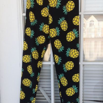 LuLaRoe LEGGINGS OS One Size (Fits 0-10)  Bright Yellow Pineapples on Black Pant