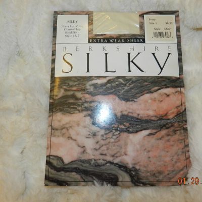 Berkshire Silky Nylons Size 1 Ivory style 4527 control top sandalfoot sheer leg