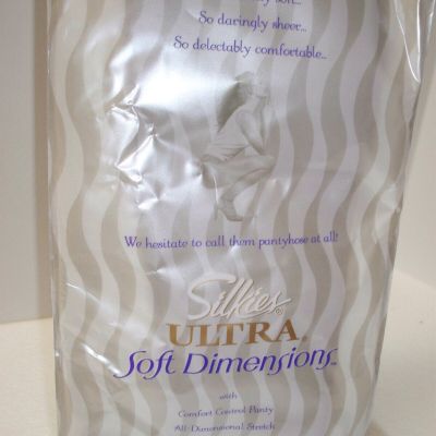 Silkies Ultra Soft Dimensions Pantyhose Stocking Large Nude