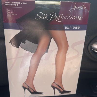 Vintage Hanes Pantyhose EF Silk Reflections Silky Sheer Sandalfoot 715 Black