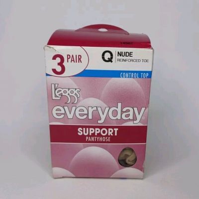 Leggs Everyday Support Pantyhose Nude Q 3 Pack New In Box (2004)