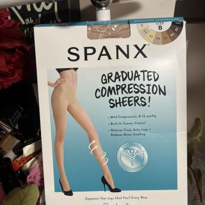 NEW Spanx Graduated Compression Sheers Pantyhose Hose Color S2 sz B