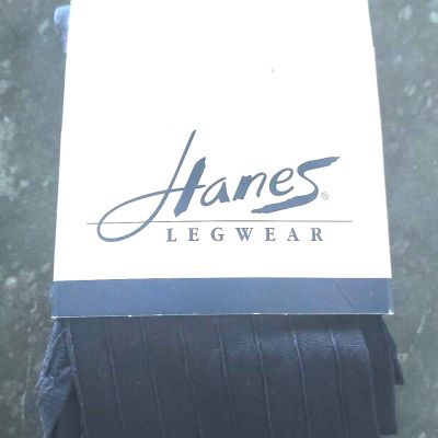 Hanes Legwear Women's Medium CD Black Tailored Pinstripe Tights Made in USA