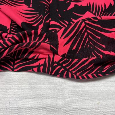 Pink Victoria’s Secret Unlimited Capri Legging Tropical Bright Pink Size Medium